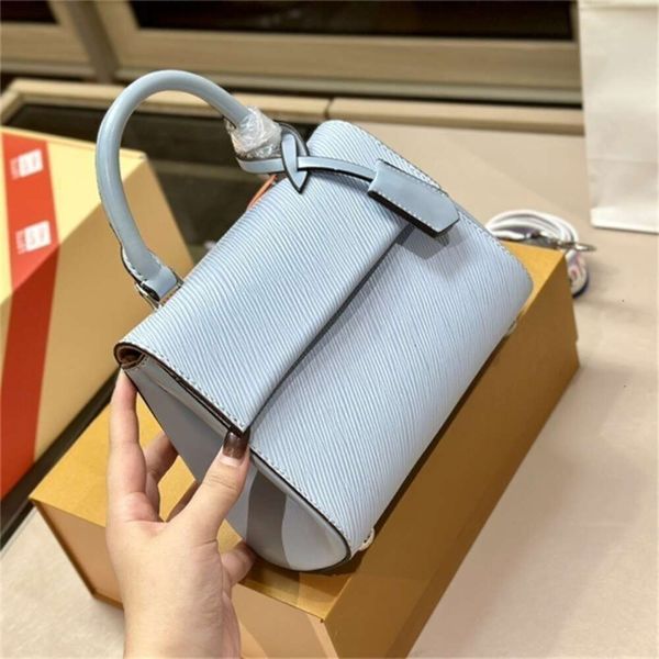 designer bag Luxury Style Designer Bag Women Shoulder Lady Wave Clutch Tote Classic Grace Plain Color Soft Leather Louies Handbag Trend Brand Nylon Belts, 20x16cm
designer bag Luxury Style Designer Bag Women Shoulder Lady Wave Clutch Tote Classic Grace Plain Color Soft Leather Louies Handbag Trend Brand Nylon Belts, 20x16cm