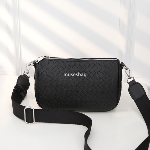 A stylish and luxurious new woven women bag for women, lightweight simple large capacity wide shoulder strap versatile single shoulder bag crossbody small bag, Pink
A stylish and luxurious new woven women bag for women, lightweight simple large capacity wide shoulder strap versatile single shoulder bag crossbody small bag, Pink
