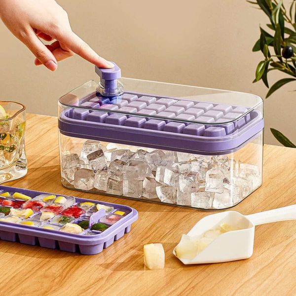 Press Silicone Maker With Storage Box Type Cube Makers Ice Tray Making Mould For Bar Gadget Kitchen Accessories s 618, Army green
Press Silicone Maker With Storage Box Type Cube Makers Ice Tray Making Mould For Bar Gadget Kitchen Accessories s 618, Army green