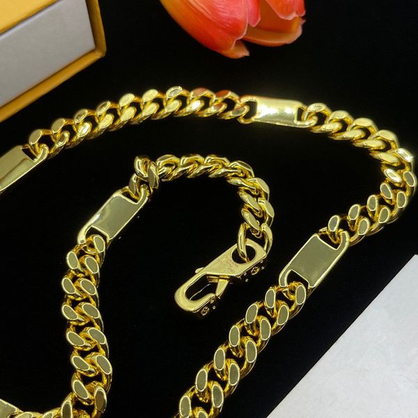 Style Bracelets Women Bangle Wristband Cuff Chain Designer Letter Jewelry Crystal 18K Gold Plated Wedding Lovers
Style Bracelets Women Bangle Wristband Cuff Chain Designer Letter Jewelry Crystal 18K Gold Plated Wedding Lovers