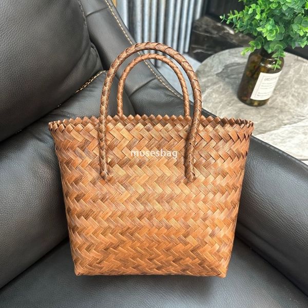 Fashionable women high-quality, lightweight large capacity woven temperament lazy and versatile multifunctional handbag with gift basket holiday gift tote bag, New material beige
Fashionable women high-quality, lightweight large capacity woven temperament lazy and versatile multifunctional handbag with gift basket holiday gift tote bag, New material beige