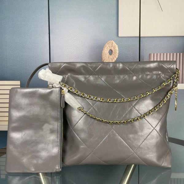 Classic Tote designer bag Women Shoulder Bags Canvas Leather Chain Pendant Shopping Bag summer beach for women lady with small bags, 8#gold chain
Classic Tote designer bag Women Shoulder Bags Canvas Leather Chain Pendant Shopping Bag summer beach for women lady with small bags, 8#gold chain
