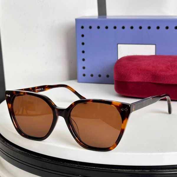 Luxury female designer square cat eye sunglasses 1669 Womens retro outdoor party sunglasses with 100% UV resistant acetate fiber frame design top quality
Luxury female designer square cat eye sunglasses 1669 Womens retro outdoor party sunglasses with 100% UV resistant acetate fiber frame design top quality