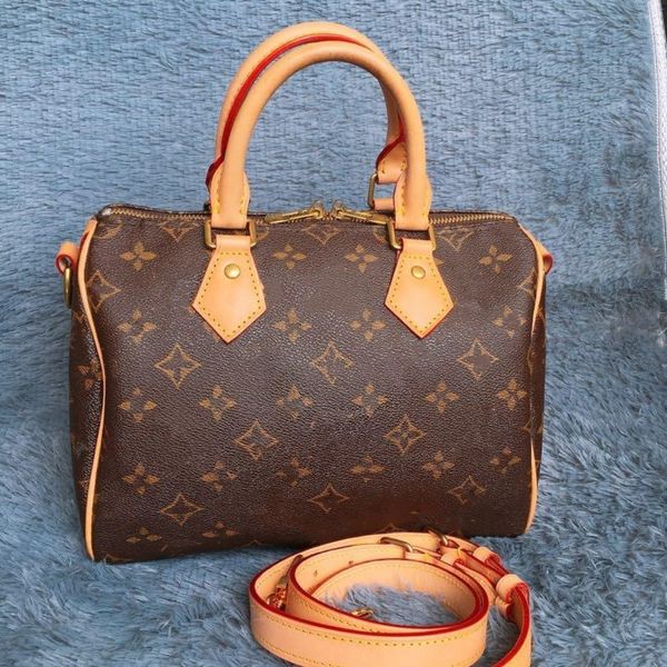 Original Louiseviution Luxury Bag Crossbody Designer Bags Lvse Speedys 25 Purse Mirror Quality Handbag Shoulder Bags for Women Sac Luxe Dhgate New, Black
Original Louiseviution Luxury Bag Crossbody Designer Bags Lvse Speedys 25 Purse Mirror Quality Handbag Shoulder Bags for Women Sac Luxe Dhgate New, Black