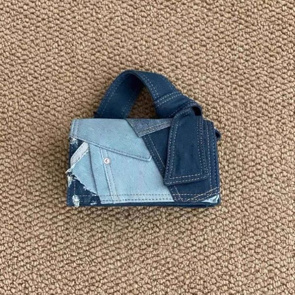 Small and versatile denim patchwork diagonal cross bag for women new commuting portable small square bag Korean casual shoulder bag, Blue
Small and versatile denim patchwork diagonal cross bag for women new commuting portable small square bag Korean casual shoulder bag, Blue