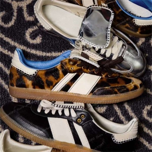 Designer Sneaker Leopard print shoe wales Vintage bonner Trainer Women Sneakers Non-Slip Outsole Fashionable Classic Men Casual shoes, Red
Designer Sneaker Leopard print shoe wales Vintage bonner Trainer Women Sneakers Non-Slip Outsole Fashionable Classic Men Casual shoes, Red