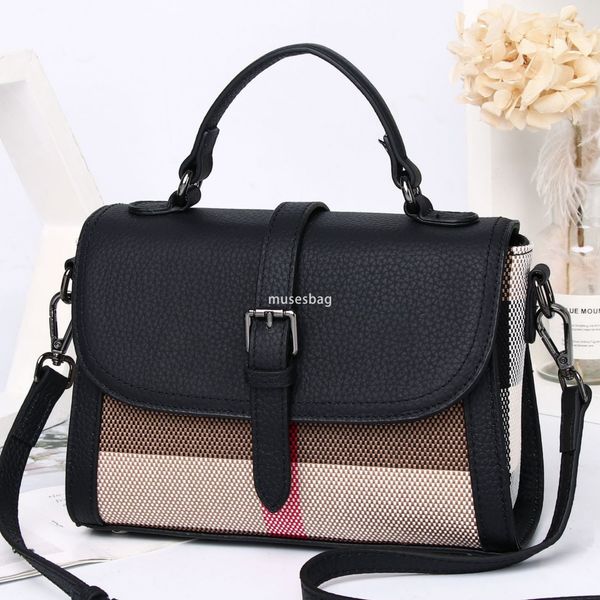 European and American fashion niche design casual leather women bags trendy new high-end plaid bags cowhide tote bags handbags for women, Black
European and American fashion niche design casual leather women bags trendy new high-end plaid bags cowhide tote bags handbags for women, Black