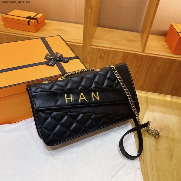 Classic Designer Bag Chanelhandbag Fashion Diamond Mesh Chain Bag Large Capacity Multi-functional Texture Single Shoulder Crossbody Bag ZV3J, Brand logo15
Classic Designer Bag Chanelhandbag Fashion Diamond Mesh Chain Bag Large Capacity Multi-functional Texture Single Shoulder Crossbody Bag ZV3J, Brand logo15