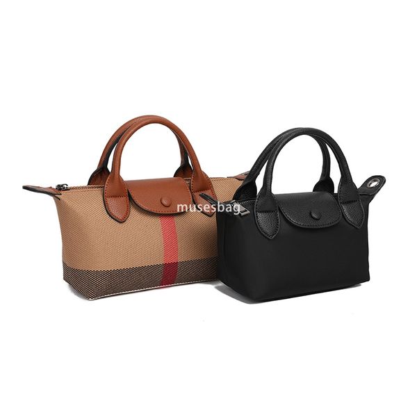 Classic plaid bag, genuine leather women's bag winter new fashionable and simple single shoulder crossbody bag high-end feeling dumpling bag, Oxford cloth black
Classic plaid bag, genuine leather women's bag winter new fashionable and simple single shoulder crossbody bag high-end feeling dumpling bag, Oxford cloth black