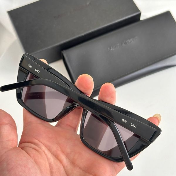 gift women protection Designer for Glasses men trend sunglasses style letter Sexy girl Spicy polarized UV glasses Travel Mix Color read
gift women protection Designer for Glasses men trend sunglasses style letter Sexy girl Spicy polarized UV glasses Travel Mix Color read