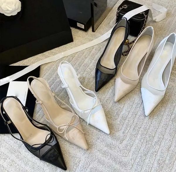 Designer High-heeled sandals women Pointy wrap toe bow Mesh breathable hollow heel Classic sexy Ladies Black white holiday party High heel sandals with box
Designer High-heeled sandals women Pointy wrap toe bow Mesh breathable hollow heel Classic sexy Ladies Black white holiday party High heel sandals with box