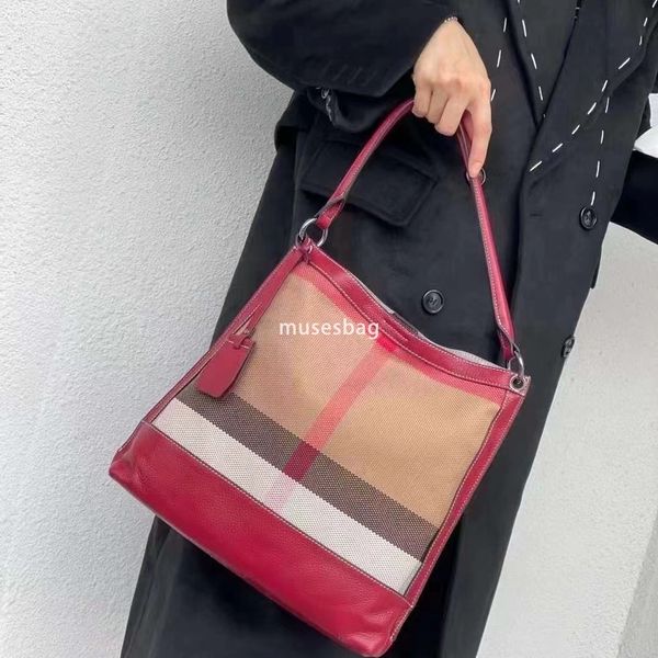 European and American retro niche design canvas mother and child bag new trendy handheld crossbody large capacity high-end single shoulder bag for women, Brown
European and American retro niche design canvas mother and child bag new trendy handheld crossbody large capacity high-end single shoulder bag for women, Brown