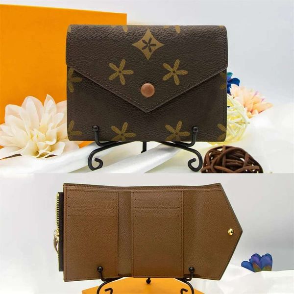 s Designers MM Purses Fashion Short Multiple Card Holder Wallet Matelasse Pattern Classic Coin Purse with box, Mon0gram red buckle
s Designers MM Purses Fashion Short Multiple Card Holder Wallet Matelasse Pattern Classic Coin Purse with box, Mon0gram red buckle