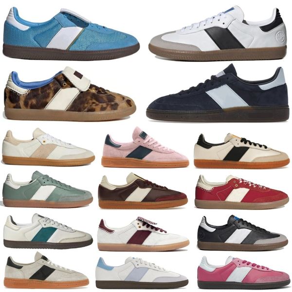 Shoes Woman Designer Sneakers Cloud Core White Black Gum Navy Cardboard Sier Handballs Pony Leopard OG Sand Strata Sporty And Rich Trainers Factory Direct Sales, Mahogany
Shoes Woman Designer Sneakers Cloud Core White Black Gum Navy Cardboard Sier Handballs Pony Leopard OG Sand Strata Sporty And Rich Trainers Factory Direct Sales, Mahogany