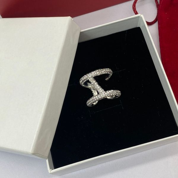 Luxury Classic Diamond Ring Brand Designer Rings Crystal 18K Gold Open Ring for Women Jewelry Party Engagment Wedding Gift No Box
Luxury Classic Diamond Ring Brand Designer Rings Crystal 18K Gold Open Ring for Women Jewelry Party Engagment Wedding Gift No Box