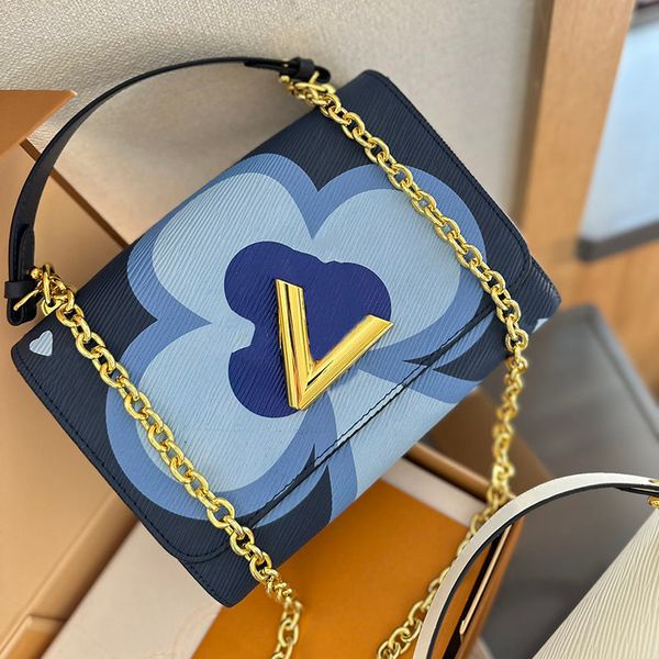 Designer Ladies Mini Striped Flip Shoulder Bag Gold Hardware Martinas Chain Handbag Love Clutch Crossbody Bag Classic Blue Makeup Bag 23x16cm, Beige
Designer Ladies Mini Striped Flip Shoulder Bag Gold Hardware Martinas Chain Handbag Love Clutch Crossbody Bag Classic Blue Makeup Bag 23x16cm, Beige