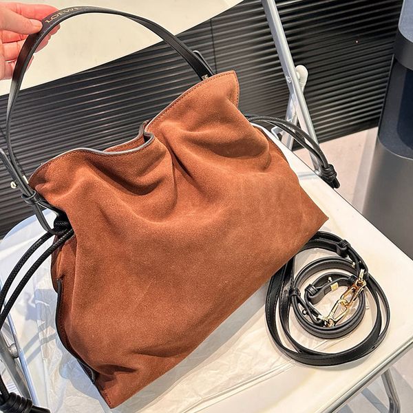 Designer Women Suede Cowhide Leather Flamenco Clutch Spain Brand L Coiled Knots Drawstring Soft Fortune Bag Lady Detachable Top Handle Shoulder Bags, Brown
Designer Women Suede Cowhide Leather Flamenco Clutch Spain Brand L Coiled Knots Drawstring Soft Fortune Bag Lady Detachable Top Handle Shoulder Bags, Brown