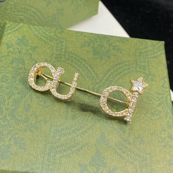Gold G Designer Pins Brooch for Women Men Alloy Fashion Crystal Pearl Brooch Pin Jewelry for Party Anniversary Emerald
Gold G Designer Pins Brooch for Women Men Alloy Fashion Crystal Pearl Brooch Pin Jewelry for Party Anniversary Emerald