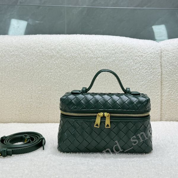 Designer bag tote bag totes Straw bucket shoulder bag crossbody with shoulder strap handbag beach bag travel Makeup bag evening bag, #4
Designer bag tote bag totes Straw bucket shoulder bag crossbody with shoulder strap handbag beach bag travel Makeup bag evening bag, #4