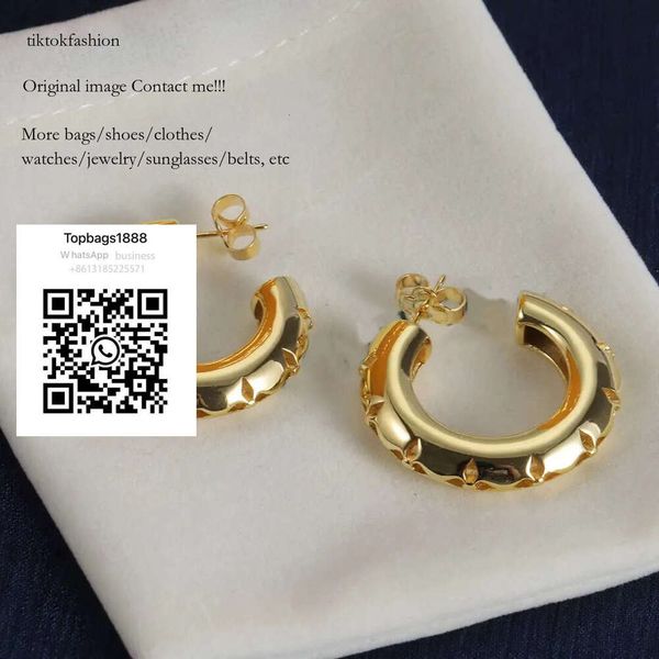 Gold & Sier Titanium stud Minimalist Earrings for women Ladies Daily Gifts Designer Jewelry Free postage tiktokfashion
Gold & Sier Titanium stud Minimalist Earrings for women Ladies Daily Gifts Designer Jewelry Free postage tiktokfashion