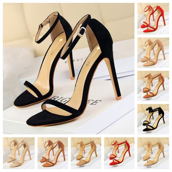Women's Banquet Party Simple and Elegant Pointed High Heels Shoes Women's Fashion Versatile Comfortable Lacquer Leather Dress Shoes, Brown
Women's Banquet Party Simple and Elegant Pointed High Heels Shoes Women's Fashion Versatile Comfortable Lacquer Leather Dress Shoes, Brown