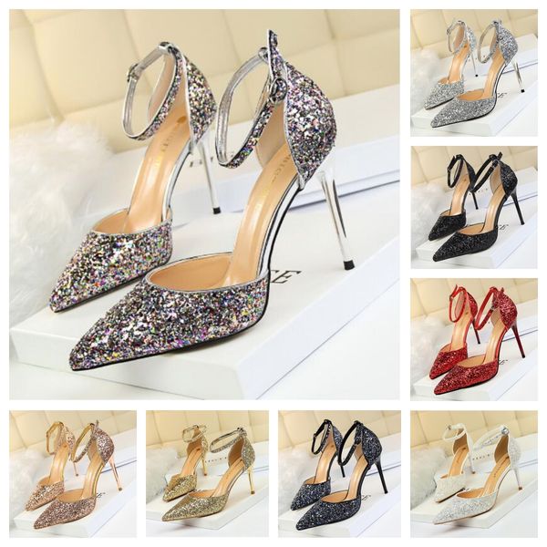 designer Dress shoes women SHoes Spring and Autumn 100% cowhide letter bow Ballet Dance shoes fashion black Flat boat shoe Lady leather Trample Lazy Loaferse size 35-42, Red
designer Dress shoes women SHoes Spring and Autumn 100% cowhide letter bow Ballet Dance shoes fashion black Flat boat shoe Lady leather Trample Lazy Loaferse size 35-42, Red