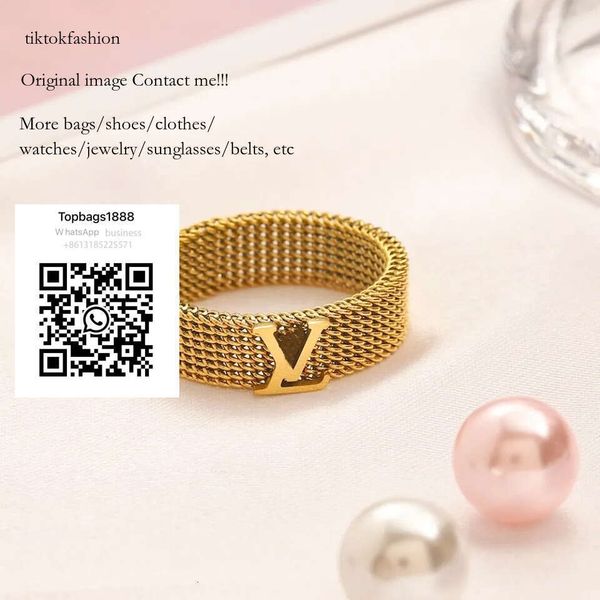 Classic Mens Designer Love Rings For Women Ghost Skull Ring Plated Vintage Sier Letter Fashion Unisex Special Wholesale Brand
Classic Mens Designer Love Rings For Women Ghost Skull Ring Plated Vintage Sier Letter Fashion Unisex Special Wholesale Brand