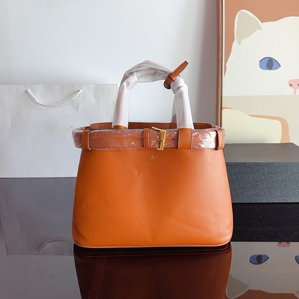 Designer bag Woman Women luxurys Classic Shoulder bag leather Handbags Messenger bag Clutch Flap crossbody Wallet lady clutch Fortune bag 33m, Black
Designer bag Woman Women luxurys Classic Shoulder bag leather Handbags Messenger bag Clutch Flap crossbody Wallet lady clutch Fortune bag 33m, Black