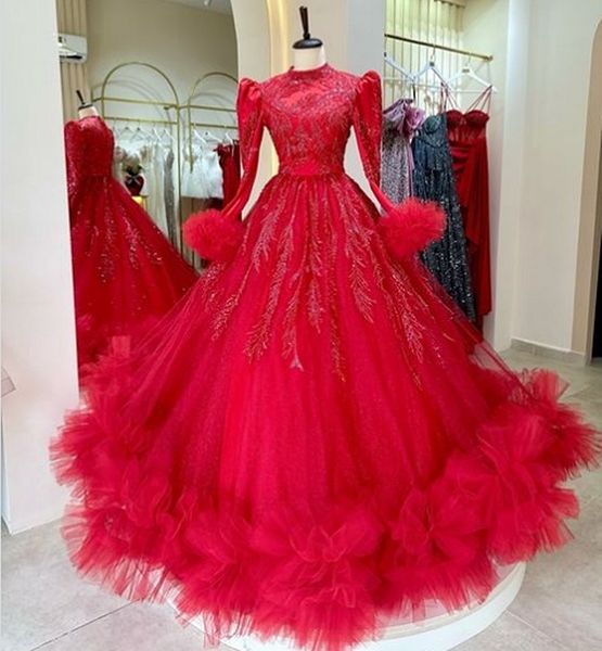 Pluffy Red Quinceanera Dresses Ruffles Long Sleeves High Neck Floor Length Prom Ball Gown Lace Appliques Princess Muslim Special Occasion Dress Sweet 16 Vestido