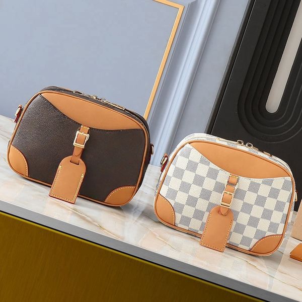Designer Ladies Canvas/Leather Vintage Shoulder Bag Adjustable Leather Shoulder Strap Crossbody Bag Ladies Makeup Bag Storage Bag 21x16x7cm, Brown
Designer Ladies Canvas/Leather Vintage Shoulder Bag Adjustable Leather Shoulder Strap Crossbody Bag Ladies Makeup Bag Storage Bag 21x16x7cm, Brown