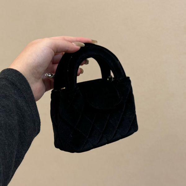 Designer bags for women ladies luxury classic shoulder bag velvet chain bag handbag crossbody bag clutch bag wallet ladies clutch bag wealth bag, Black
Designer bags for women ladies luxury classic shoulder bag velvet chain bag handbag crossbody bag clutch bag wallet ladies clutch bag wealth bag, Black