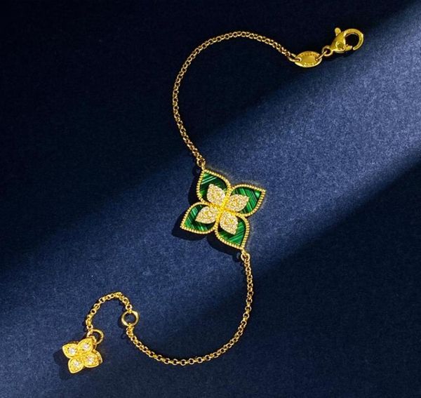 new designed charm bracelet rhombic fourleaf clover pendant women039s luck necklace full diamond four petals flower turquoise 3416851, Golden;silver
new designed charm bracelet rhombic fourleaf clover pendant women039s luck necklace full diamond four petals flower turquoise 3416851, Golden;silver
