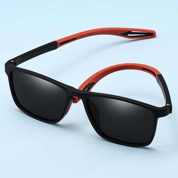 polarized sunglasses sports style ultra light non slip anti ultraviolet for men, White;black
polarized sunglasses sports style ultra light non slip anti ultraviolet for men, White;black