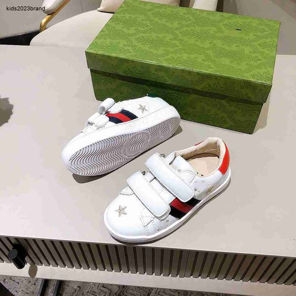 kids shoes designer child sneakers size 26-35 embroidered pentagram insect decoration baby casual shoes box protection aug30, Black;red
kids shoes designer child sneakers size 26-35 embroidered pentagram insect decoration baby casual shoes box protection aug30, Black;red