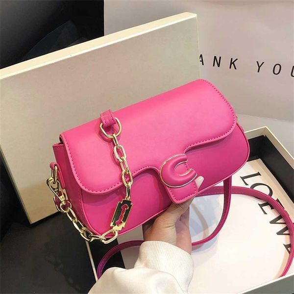 korean version chain niche women's 2023 new western-style internet red one shoulder small square crossbody underarm bag off wholesale
korean version chain niche women's 2023 new western-style internet red one shoulder small square crossbody underarm bag off wholesale