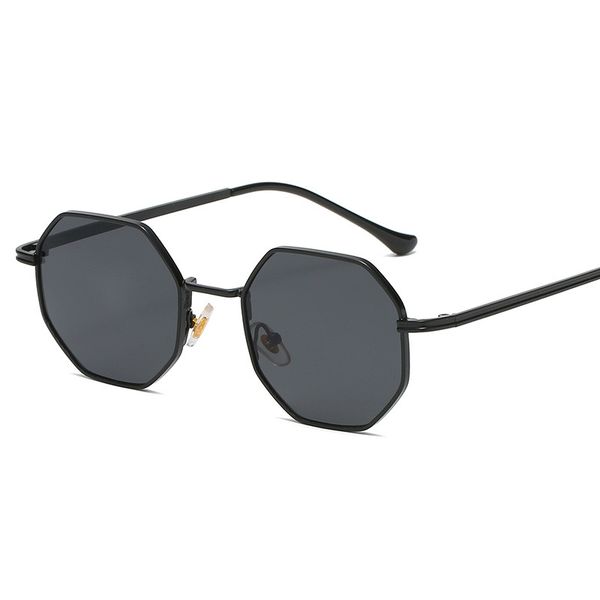 fashion designer sunglasses outdoor timeless classic style glasses retro men's and women's sport driving multi-color, White;black
fashion designer sunglasses outdoor timeless classic style glasses retro men's and women's sport driving multi-color, White;black