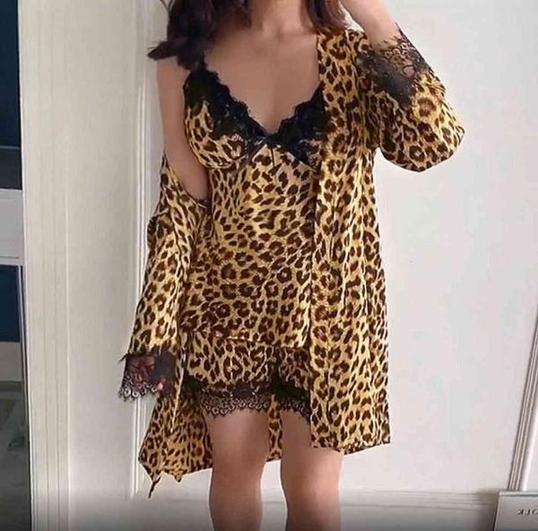 lace leopard satin pajamas sets women sleepwear spaghetti strap silk home wear pijama sleep lounge pyjama nightwear3256644, Black;red
lace leopard satin pajamas sets women sleepwear spaghetti strap silk home wear pijama sleep lounge pyjama nightwear3256644, Black;red