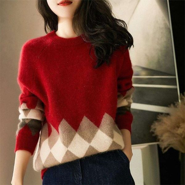 autumn and winter loose outer womens sweaters wear western style raccoon velvet vintage red sweater for women, White;black
autumn and winter loose outer womens sweaters wear western style raccoon velvet vintage red sweater for women, White;black