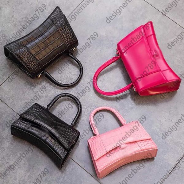 hourglass bag designer crocodile shoulder bags crossbody black embossed women handbags luxury fashion leather with letter b totes 
hourglass bag designer crocodile shoulder bags crossbody black embossed women handbags luxury fashion leather with letter b totes