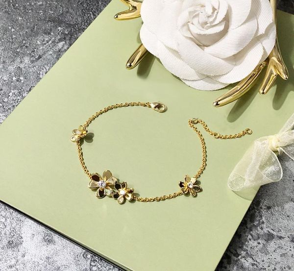 fashion three petal flower clover bracelet love luxury bracelet jewelry for women039s gifts7505119, Black
fashion three petal flower clover bracelet love luxury bracelet jewelry for women039s gifts7505119, Black