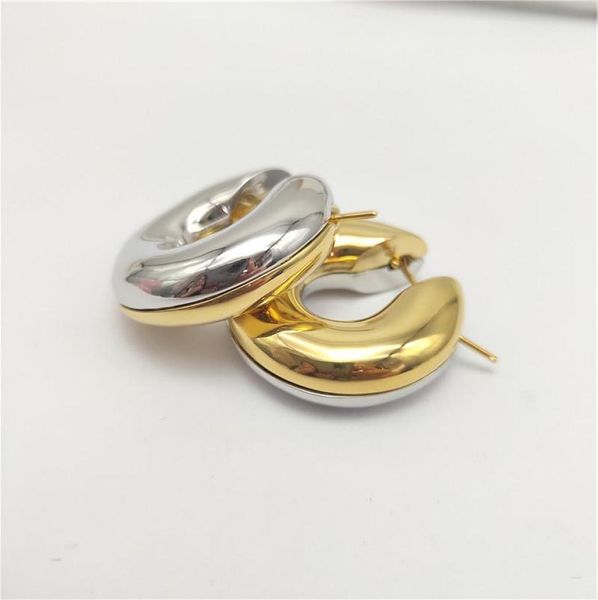 women earrings both gold silver colors smooth hoops earrings for girls women for wedding party nice gift for friend2353459, Golden;silver
women earrings both gold silver colors smooth hoops earrings for girls women for wedding party nice gift for friend2353459, Golden;silver