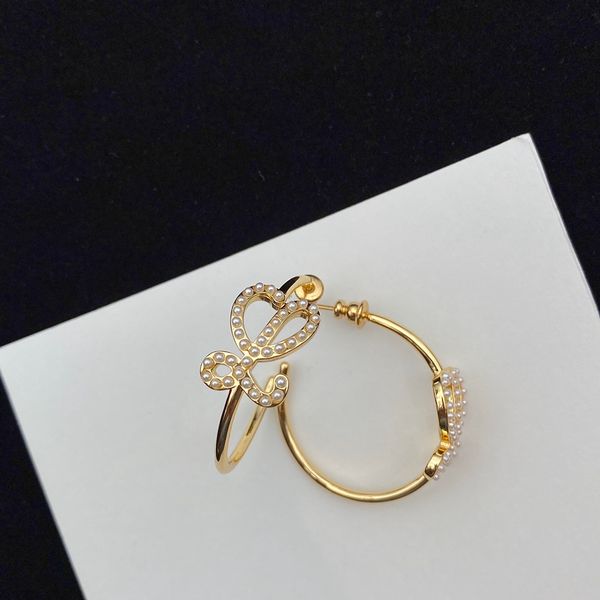 new earrings for women with diamond embellishments, hollowed out bows, zircon earrings for women, fashionable and versatile, compact and exq, Silver
new earrings for women with diamond embellishments, hollowed out bows, zircon earrings for women, fashionable and versatile, compact and exq, Silver