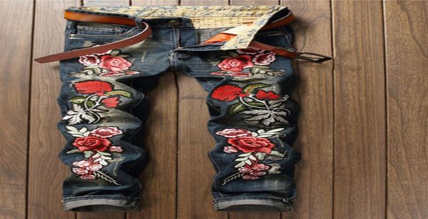 2020 whole italian luxury rose embroidered jeans new designer men jeans slim fit mens printed jeans biker denim pants4432861, Blue
2020 whole italian luxury rose embroidered jeans new designer men jeans slim fit mens printed jeans biker denim pants4432861, Blue