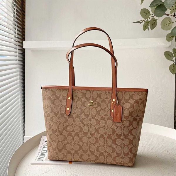 2023 new women's zip tote large capacity portable shopping shoulder bag 50% off outlet store
2023 new women's zip tote large capacity portable shopping shoulder bag 50% off outlet store