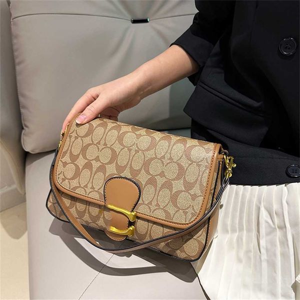 popular 2023 new underarm jacquard fabric one shoulder crossbody flap fashion versatile women's bag 60% off outlet online
popular 2023 new underarm jacquard fabric one shoulder crossbody flap fashion versatile women's bag 60% off outlet online