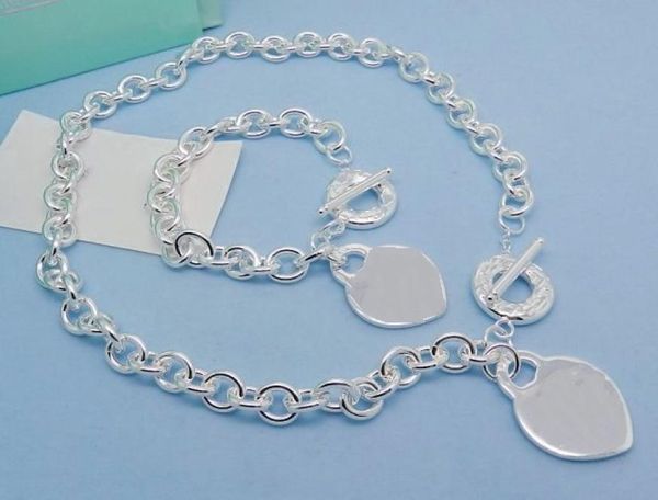 2020 silver thick chain with heart rings bracelet and necklace charming suit with box and dustbag3611877
2020 silver thick chain with heart rings bracelet and necklace charming suit with box and dustbag3611877
