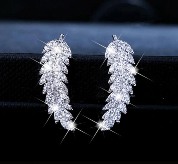 new fashionable woman gold silver rose gold zircon leaf earrings twinkle luxurious crystal leaf earrings valentine039s day gift1082329, Golden;silver
new fashionable woman gold silver rose gold zircon leaf earrings twinkle luxurious crystal leaf earrings valentine039s day gift1082329, Golden;silver