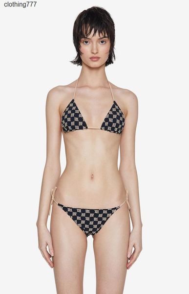 misbhv letter old flower bikini threepoint printed swimsuit no steel ring swimsuit split in tide9894160, White;black
misbhv letter old flower bikini threepoint printed swimsuit no steel ring swimsuit split in tide9894160, White;black