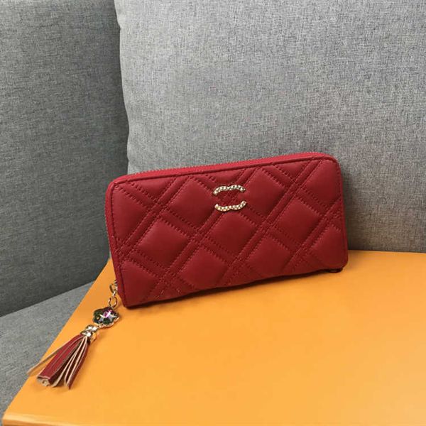 high-quality men women purse fashion designer wallet premium leather purse classic alphabet womens zipper long seat coin wallets wholesale, Red;black
high-quality men women purse fashion designer wallet premium leather purse classic alphabet womens zipper long seat coin wallets wholesale, Red;black