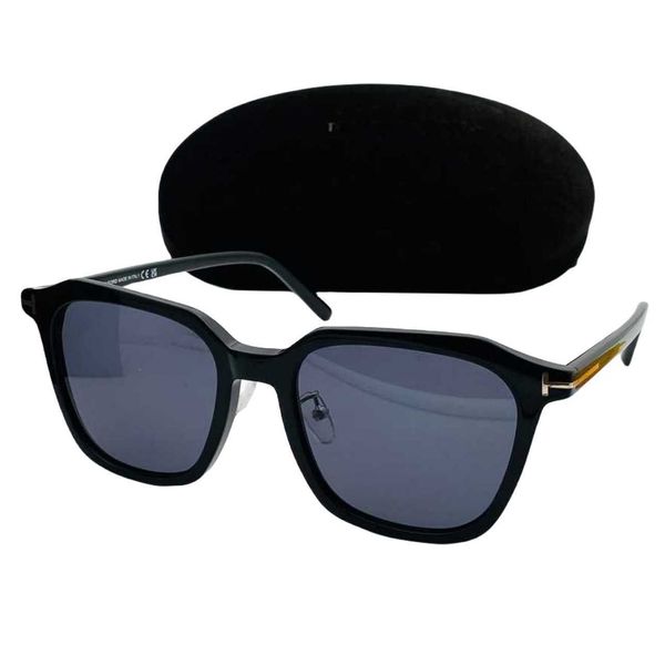 sunglasses eye glasses designer sunglasses metal hinge sunglass lady men glasses women sun glass lens classic with cases and box, White;black
sunglasses eye glasses designer sunglasses metal hinge sunglass lady men glasses women sun glass lens classic with cases and box, White;black